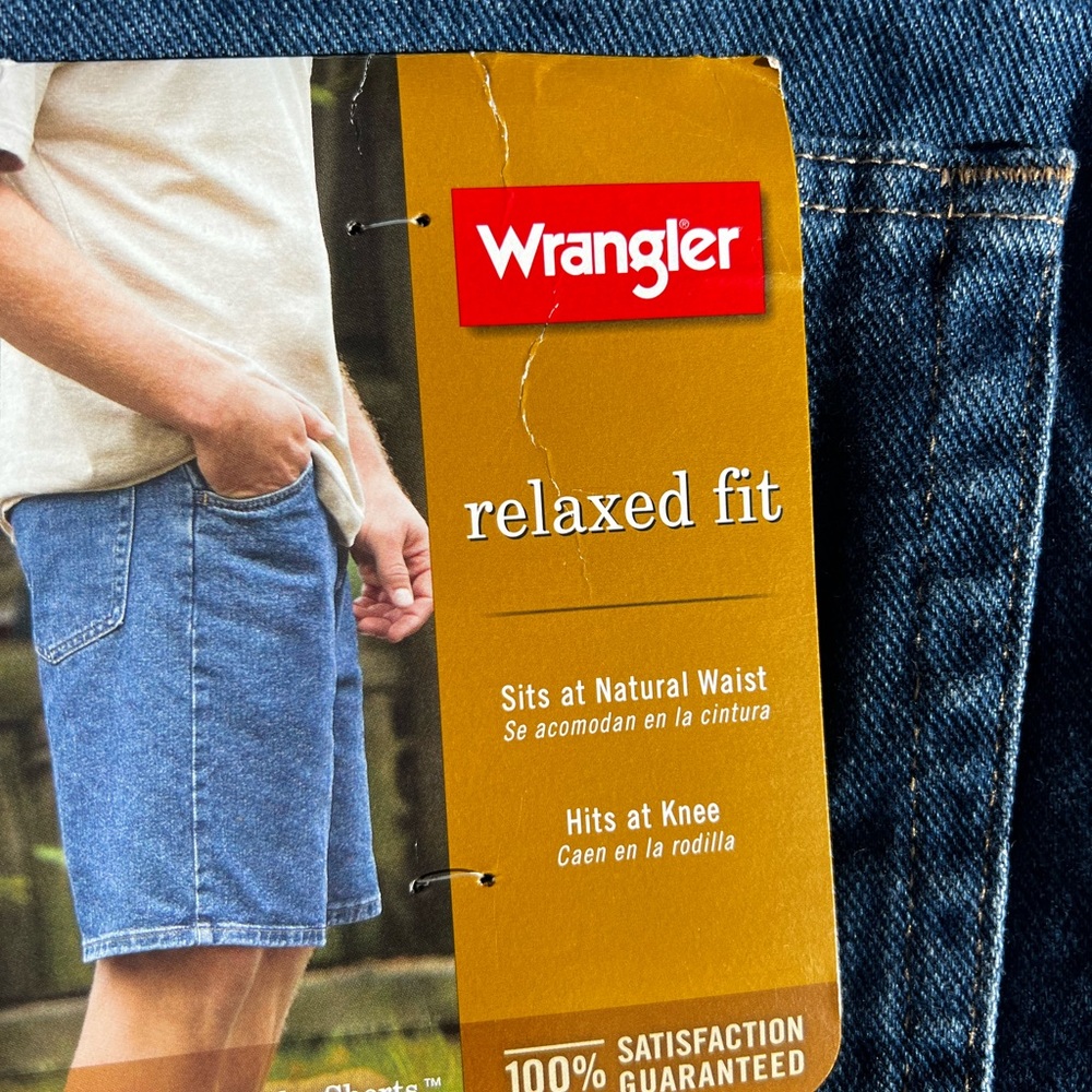 Mens 48 NWT wrangler denim shorts